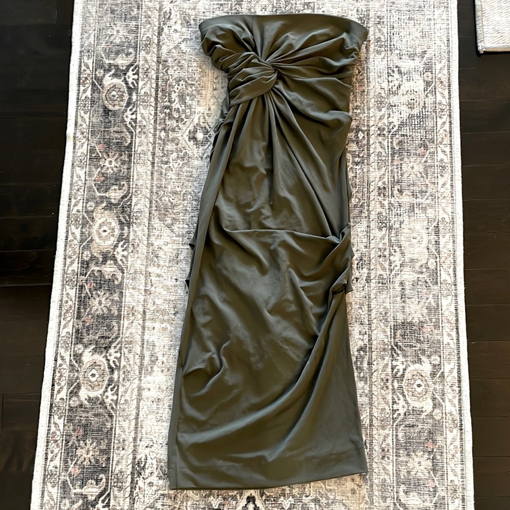 Mango Strapless pleated dress size xs